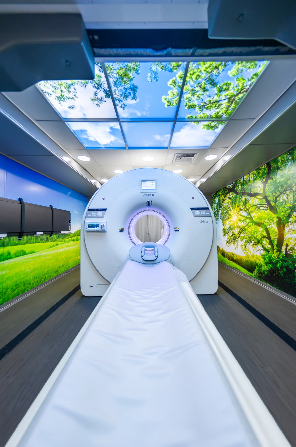 United Imaging uMI 550 PET/CT scanner inside an SMS mobile imaging unit.